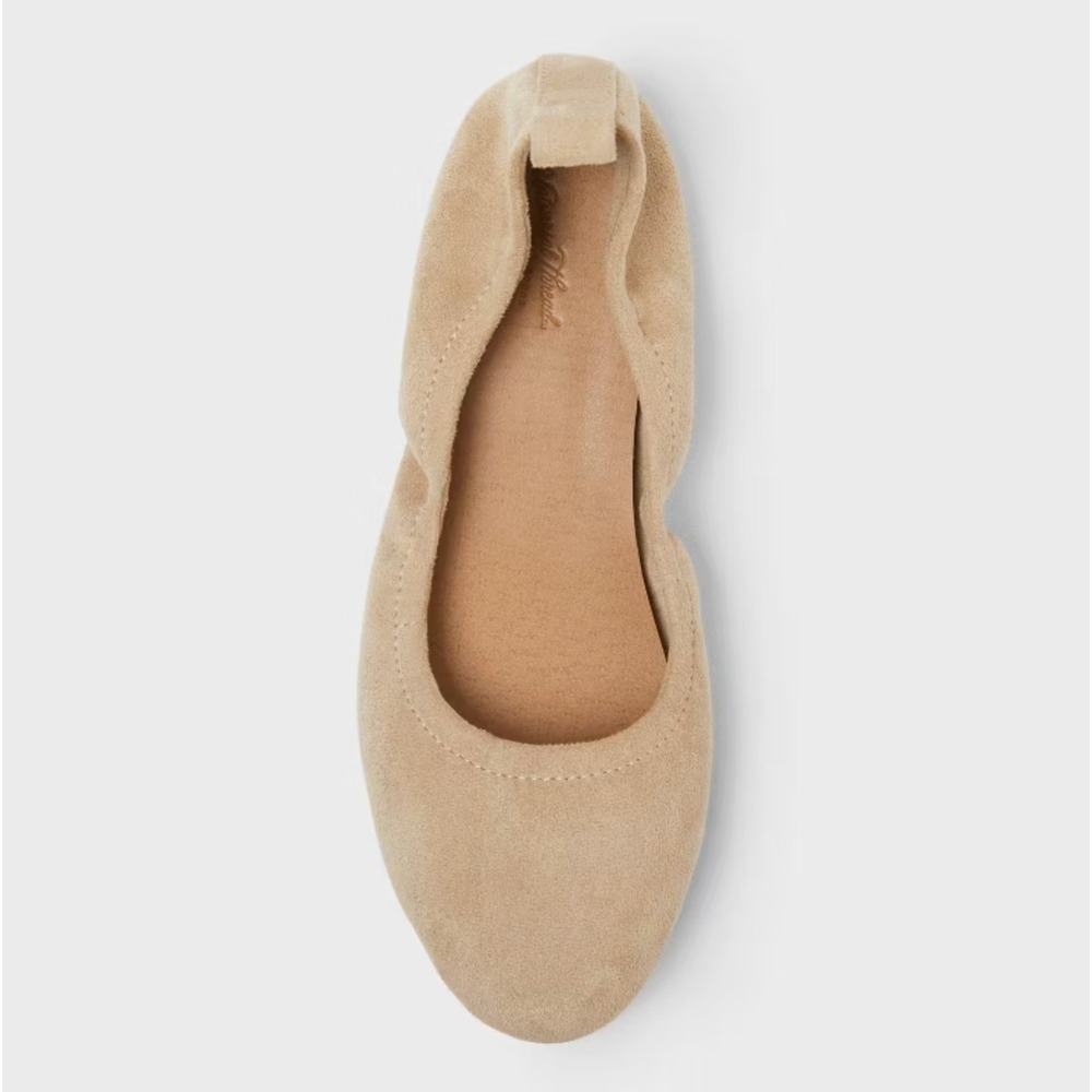 Sand Almond Toe Ballet Flats Universal Thread Zaza Women's Size 7.5 Memory Foam